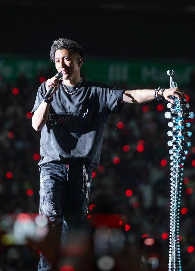 热点生活 第214页